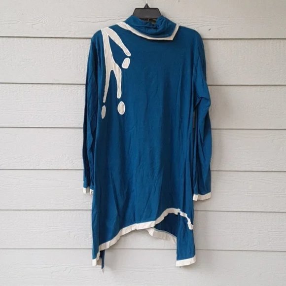 LEOPARDS & Roses Teal Dress with Unique Pattern - Picture 2 of 6